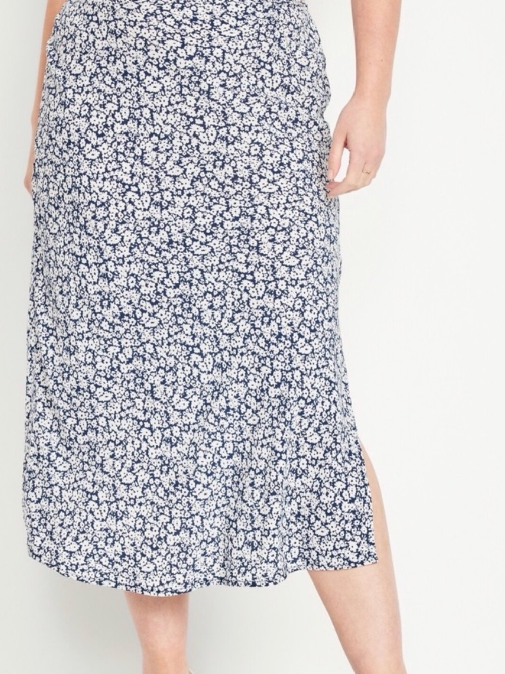 High-Waisted Midi Slip Skirt - Large